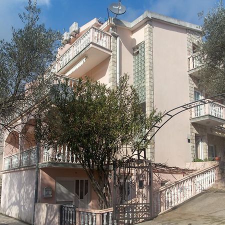 Guest House Almond Bečići Zewnętrze zdjęcie