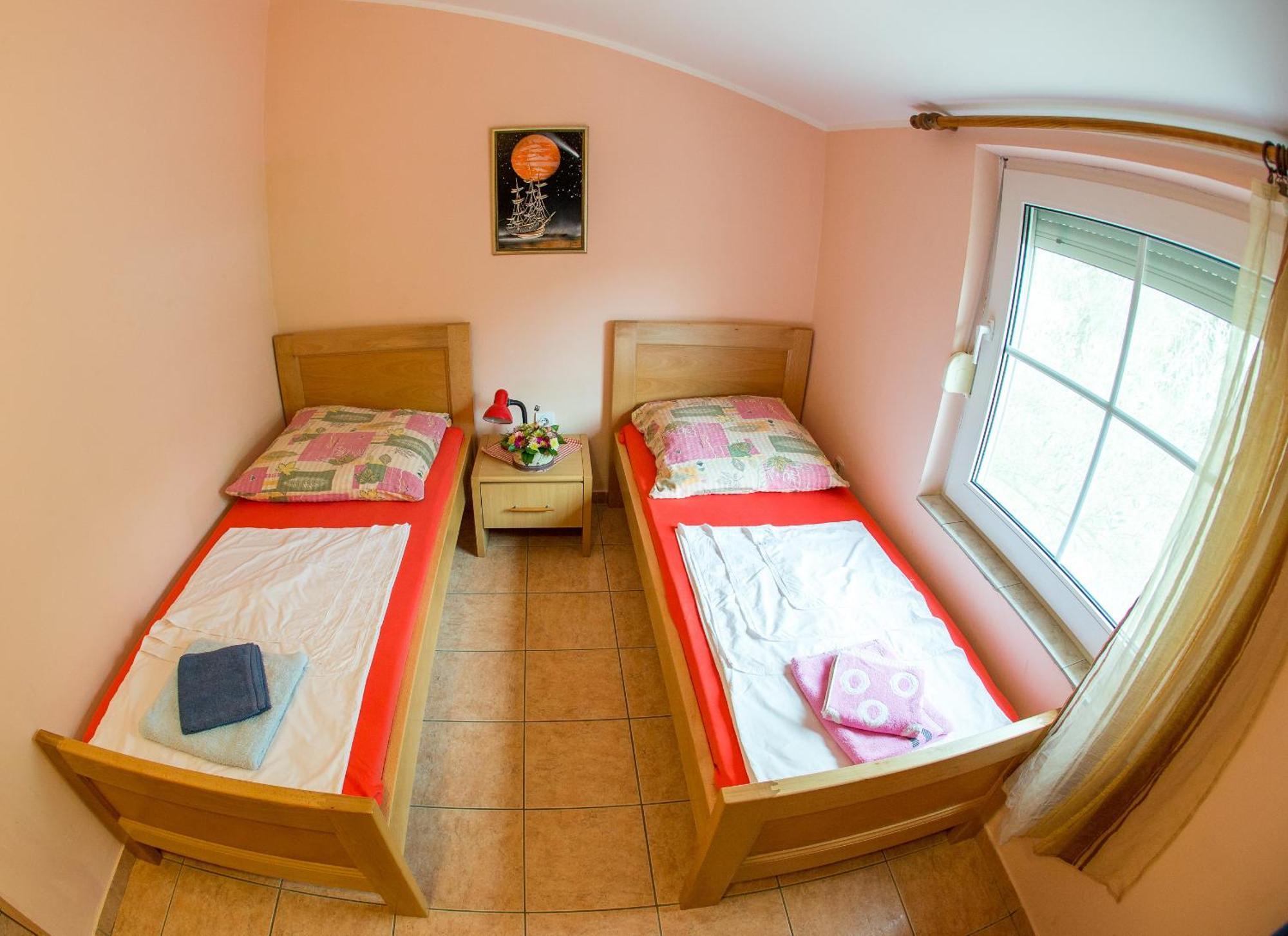 Guest House Almond Bečići Zewnętrze zdjęcie