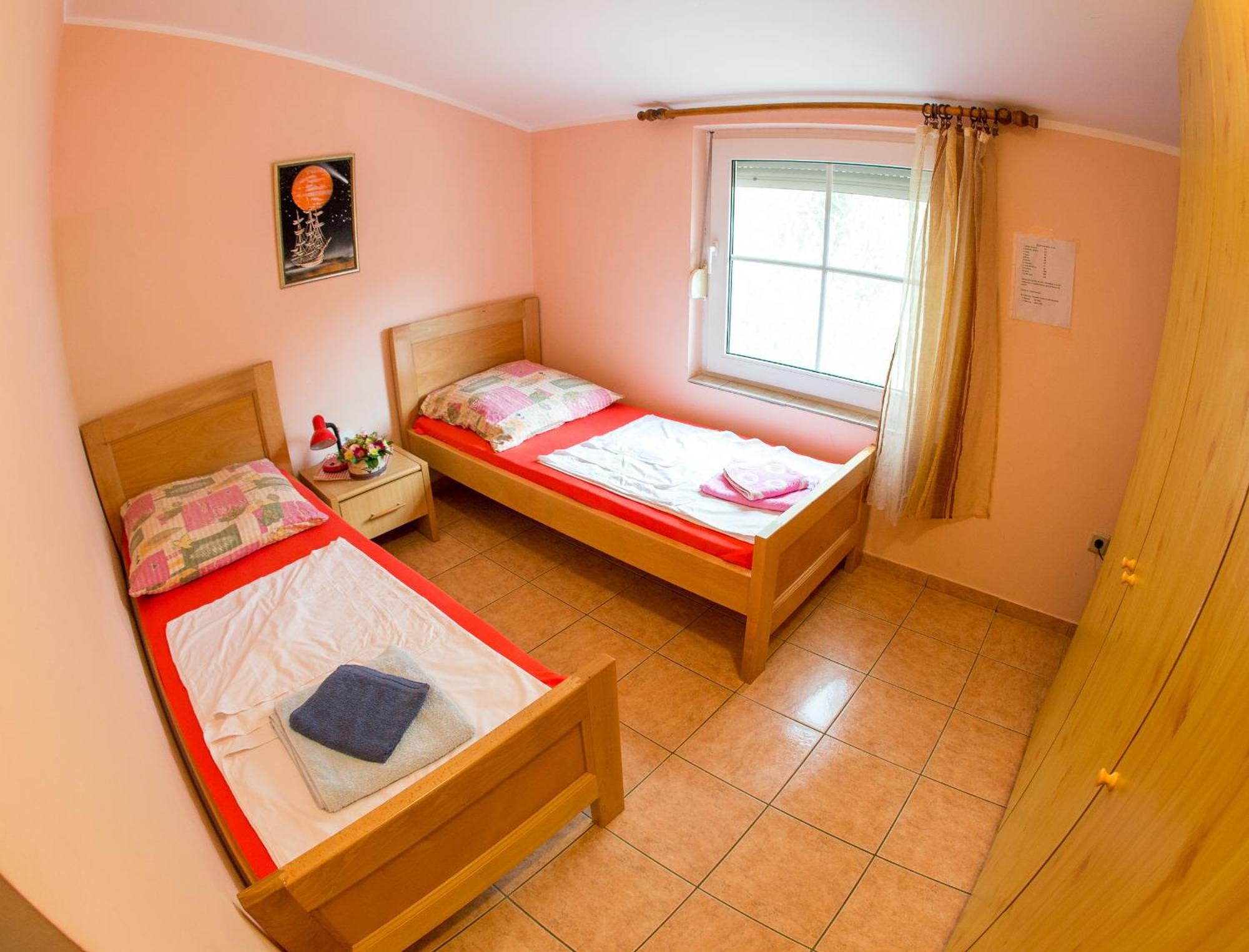 Guest House Almond Bečići Zewnętrze zdjęcie