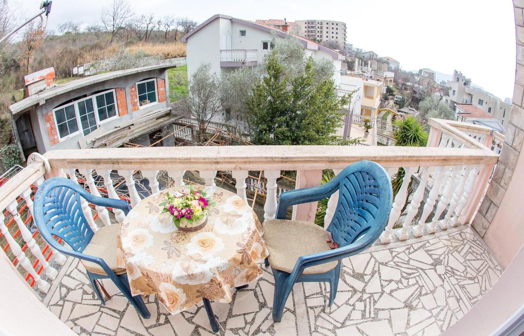 Guest House Almond Bečići Zewnętrze zdjęcie