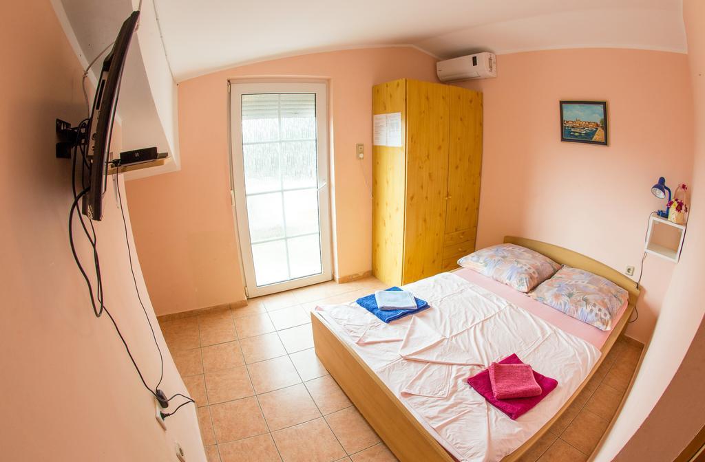 Guest House Almond Bečići Zewnętrze zdjęcie
